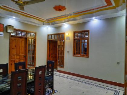 Palace inn Guest House - image 2