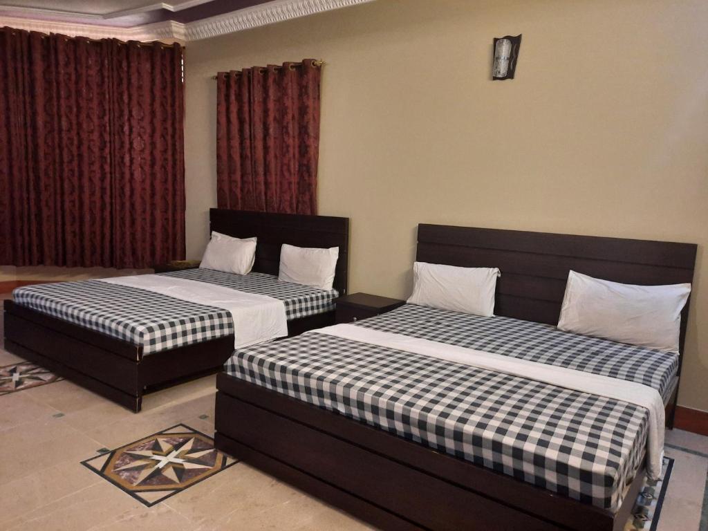 Palace inn Guest House - image 3