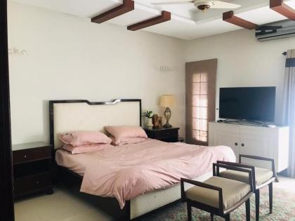 Hotel Family Guest House - image 13