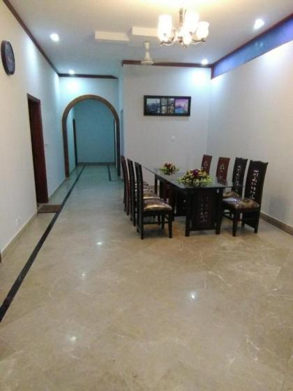 Hotel Family Guest House - image 6