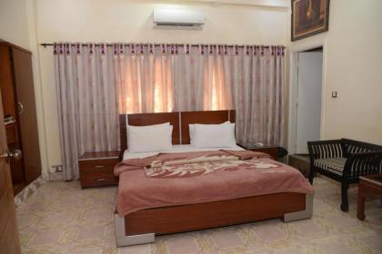 Stay Inn Guest House - image 11