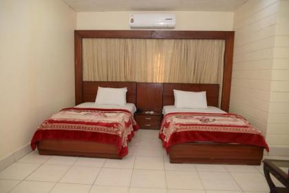 Stay Inn Guest House - image 17
