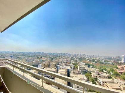 Zaha Home - Brightmodern3br family-friendly apt - image 11