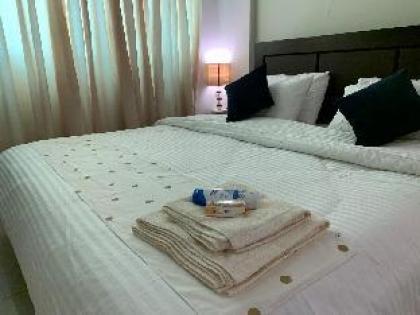 Home plus  apartment 2 modern cosy by the beach