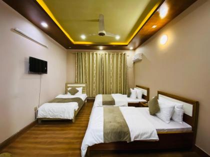 Karachi Inn - image 7