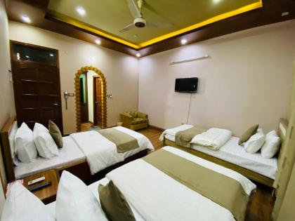 Karachi Inn - image 9
