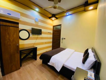 Karachi Inn Guest House - image 19