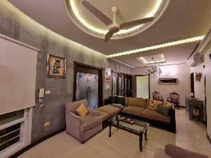 Zaha Homes-AkhterVilla:2br upper portionJheelPark - image 3