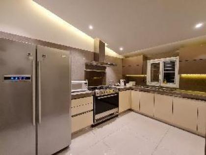 Zaha Homes-AkhterVilla:2br upper portionJheelPark - image 5
