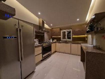 Zaha Homes-AkhterVilla:2br upper portionJheelPark - image 7