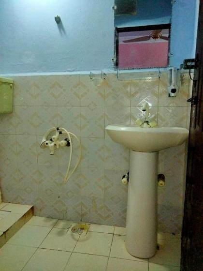 Entire Furnished Two bedrooms Apartment Ground Floor with kitchen - image 3