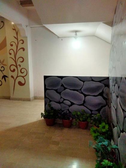 Entire Furnished Two bedrooms Apartment Ground Floor with kitchen - image 5