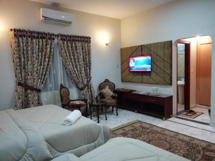 Hotel island Clifton - image 21