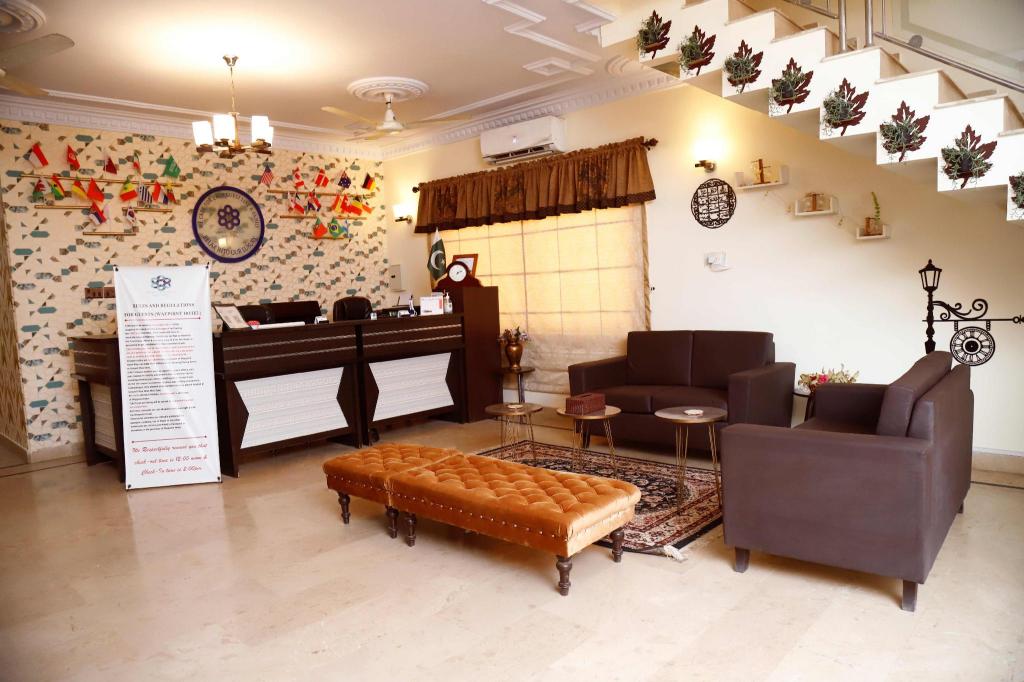 Waypoint Hotel - image 3