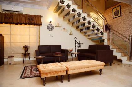Waypoint Hotel - image 5