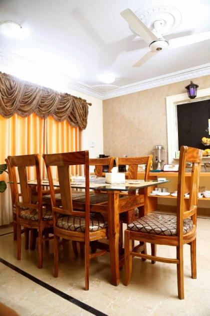 Waypoint Hotel - image 7