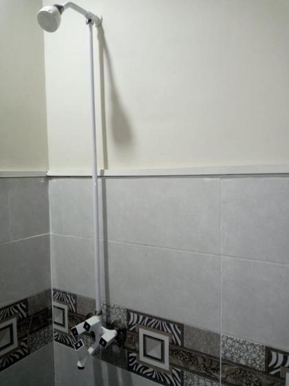 Hill view Guest House near continental bakery Johar Darul sehat Agha khan and Liaqat Hospital - image 17