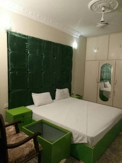 Hill view Guest House near continental bakery Johar Darul sehat Agha khan and Liaqat Hospital - image 29