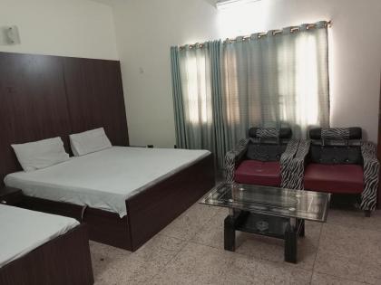 Karachi Guest House & Couple Hotel - image 24