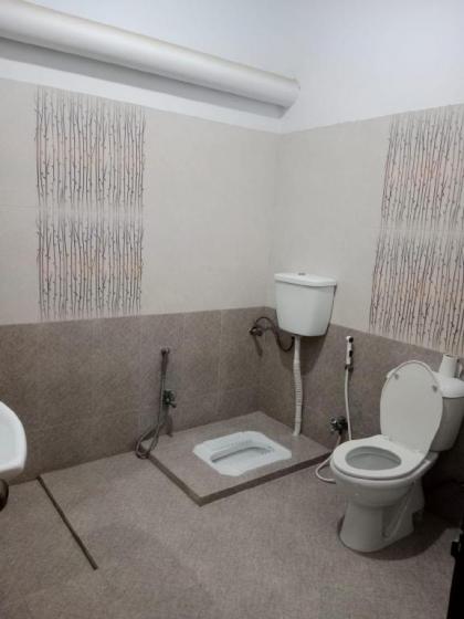 Sky Guest House Karachi - image 3