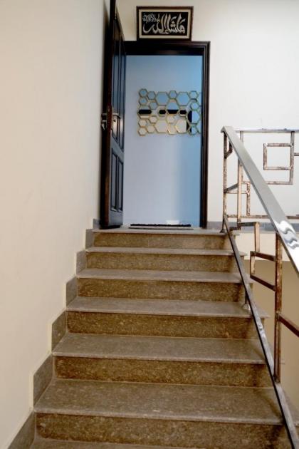 Al Rasheed Apartments second floor apartment - image 26