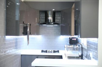 Al Rasheed Apartments second floor apartment - image 3