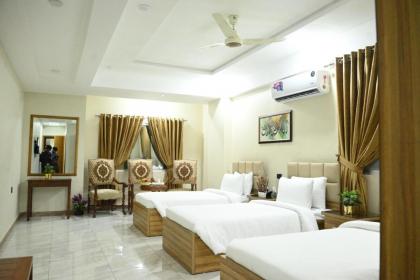 Hotel Pearl Inn - image 12