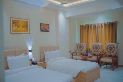 Hotel Pearl Inn - image 18