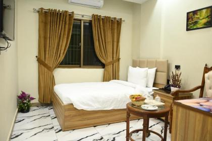 Hotel Pearl Inn - image 2