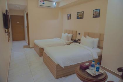 Hotel Pearl Inn - image 25
