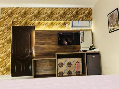 TULIP HOTELS AND APPARTMENTS - image 28