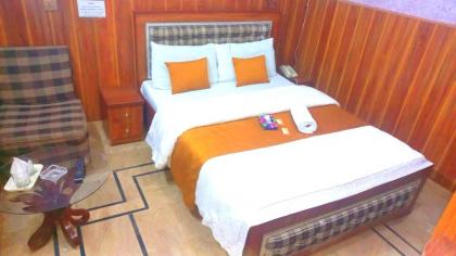 Jinnah Airport Hotel - image 12