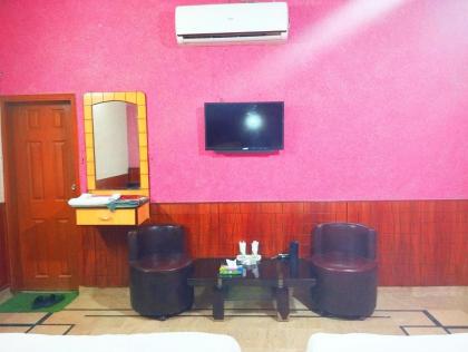 Jinnah Airport Hotel - image 29