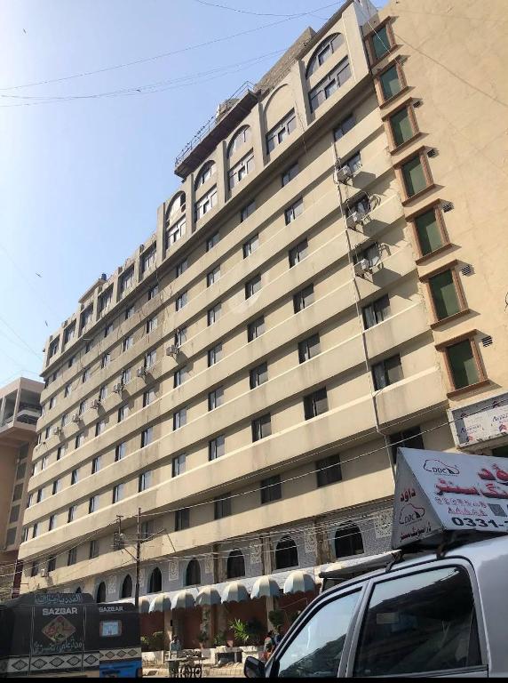Sarawan Hotel - main image