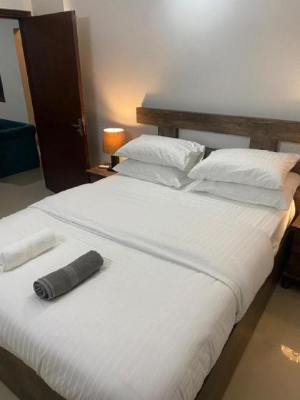 AM's Den-3- (DHA) One Bed luxury Apartment
