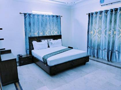 Karachi Family Guest House - image 15