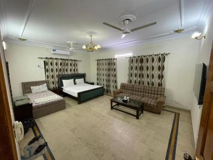 Karachi Family Guest House - image 19