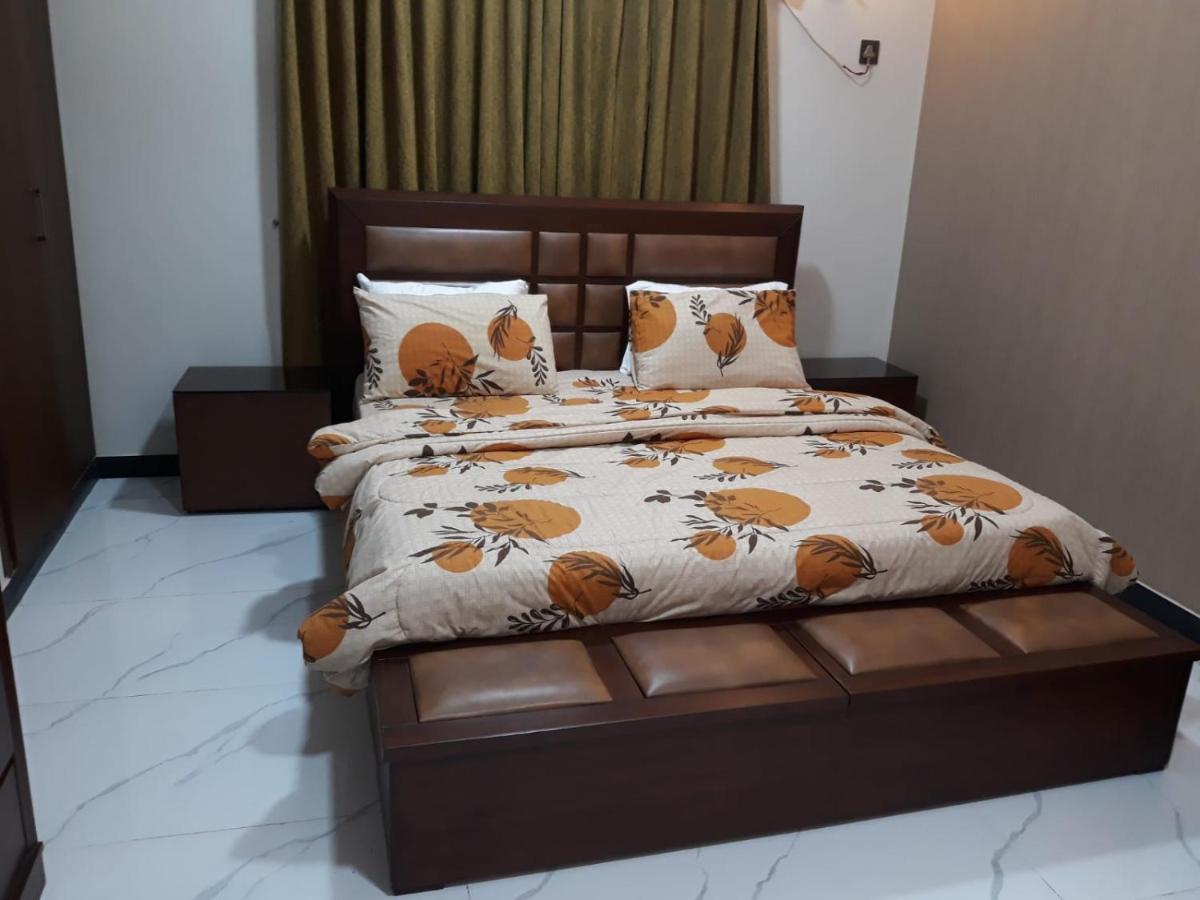 Karachi Family Guest House - image 3