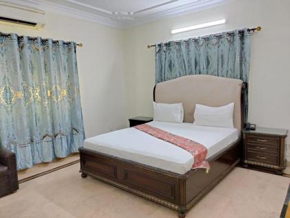 Karachi Family Guest House - image 4