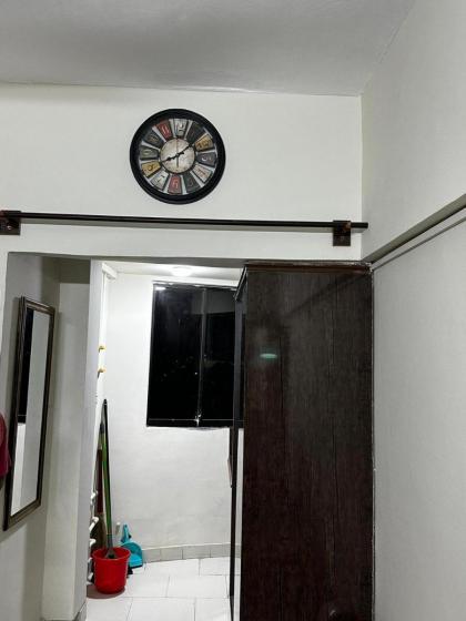 No Unmarried couple- 1-Bed Apartment in North Kara - image 22