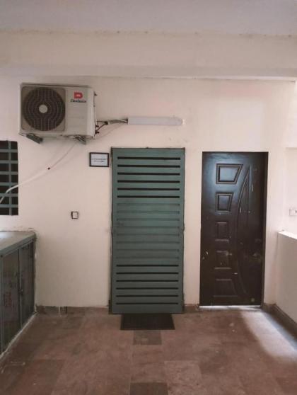 No Unmarried couple- 1-Bed Apartment in North Kara - image 27