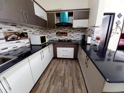 Saima Jinnah Ave-2 Bedroom Cozy Apartment - image 9