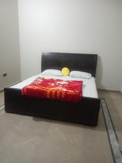 Aviation Guest House - Excellect Room - image 4