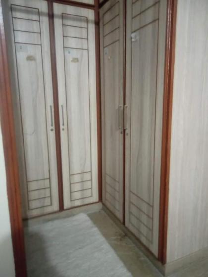 Aviation Guest House Luxury Room - image 14