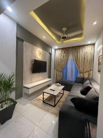 Luxury Living With City View-3br Apt-Nishat comDHA