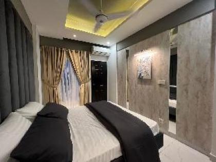 Luxury Living With City View-3br Apt-Nishat comDHA - image 7