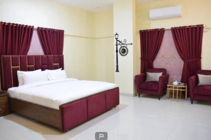 Couples Friendly Guest House - image 27