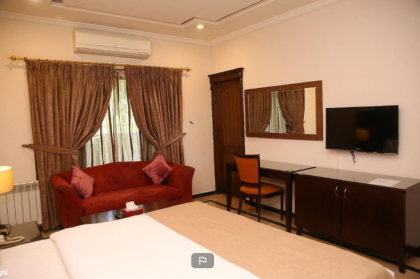 Couples Friendly Guest House - image 28