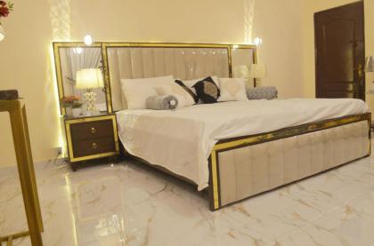 Charming Home - image 3