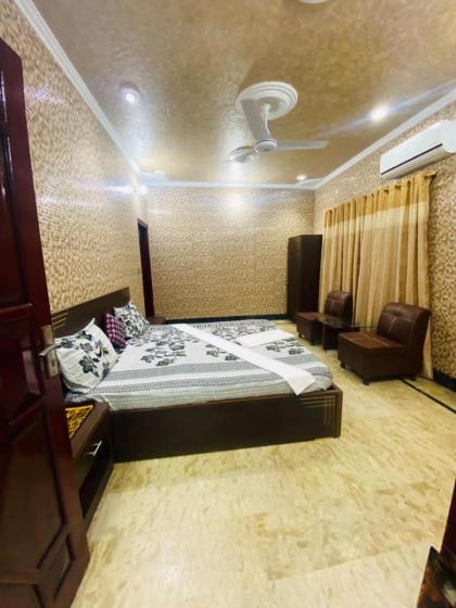 Jinnah inn Guest House - image 4